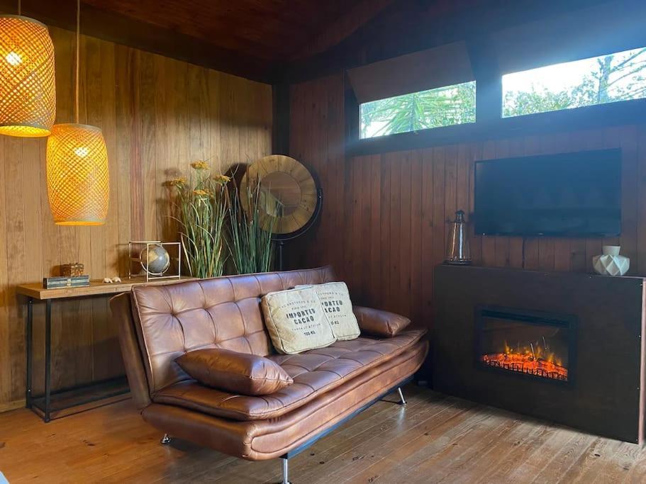 Pine Lodge - Direct Train To Porto Valongo  Exterior foto